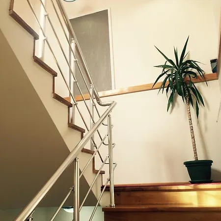 Tara Guest house